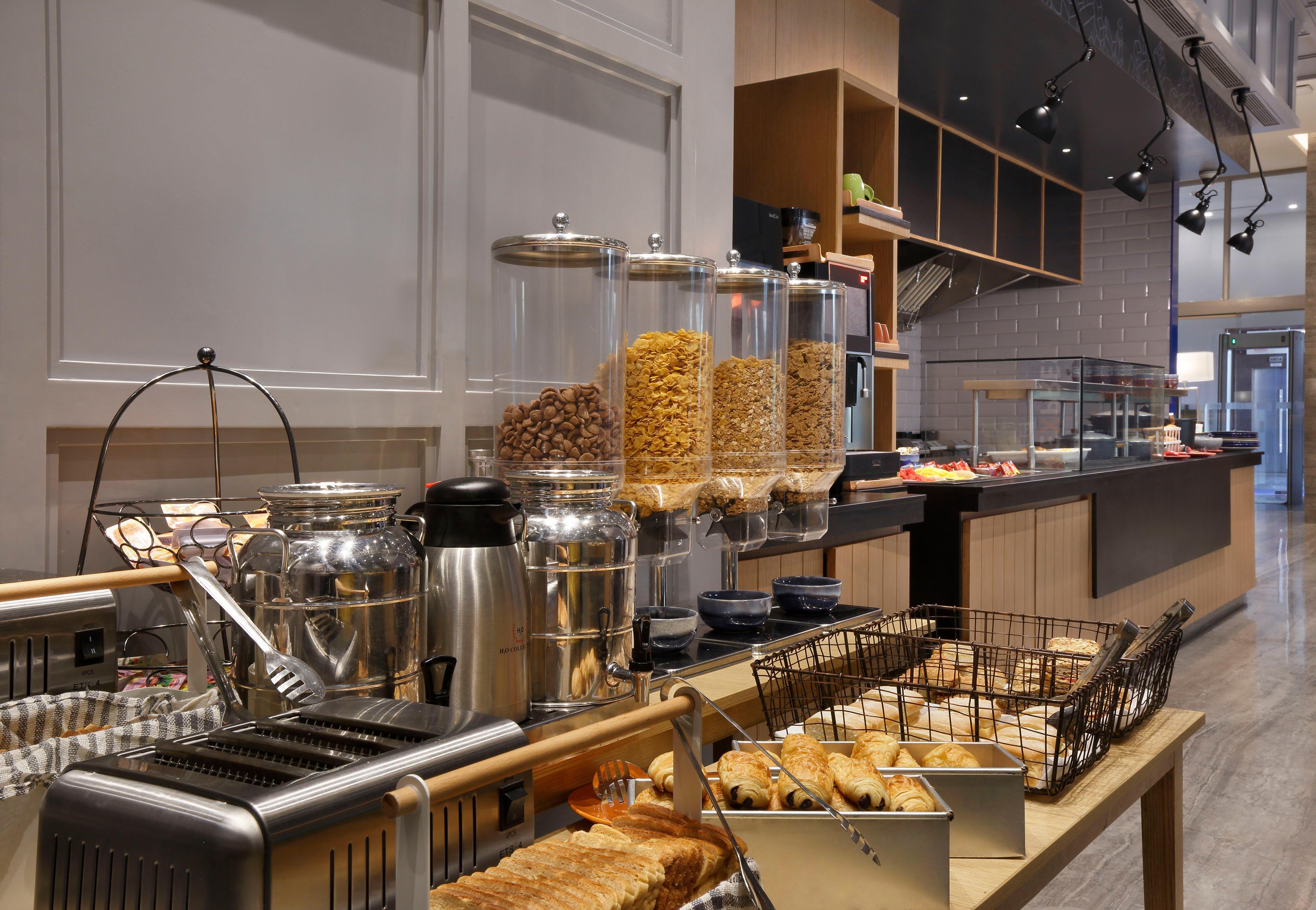 Holiday Inn Express Gurugram Sector 50 By Ihg Gurgaon Eksteriør billede